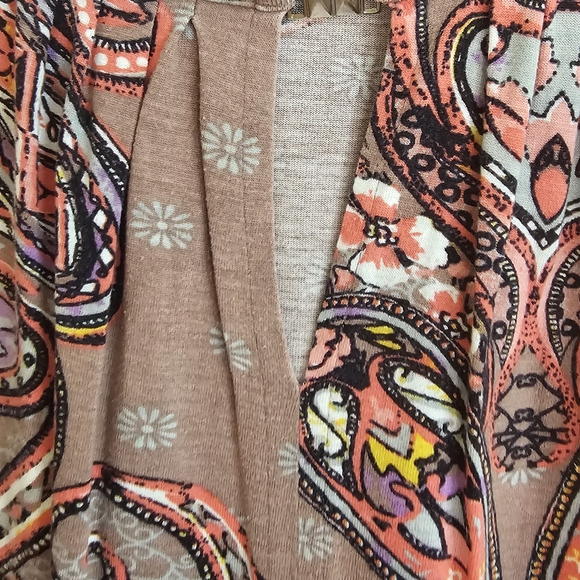 VENUS Pink and Brown Paisley Blouse - Picture 3 of 7